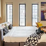 Playful Manhattan Style Loft In Downtown Cape Town