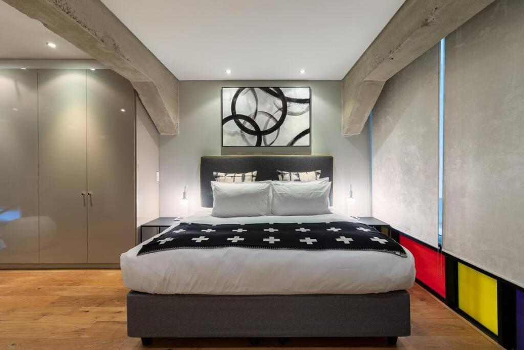 Playful Manhattan Style Loft In Downtown Apartment