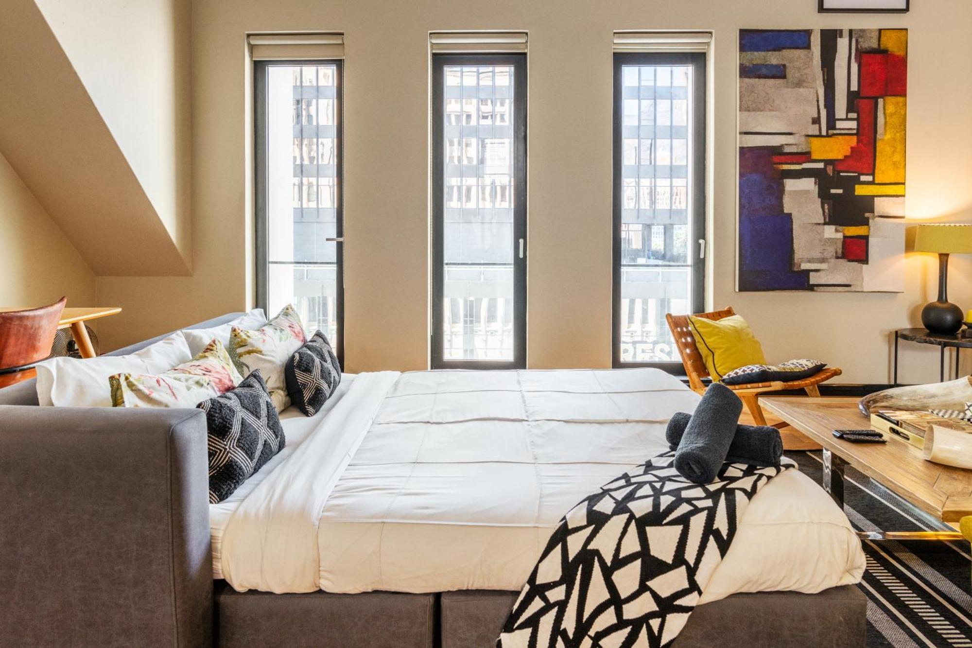 Apartment Playful Manhattan Style Loft In Downtown